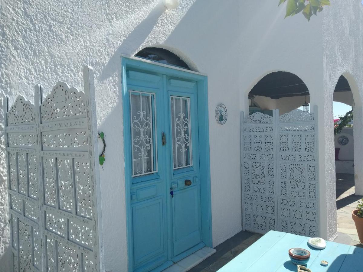 סקירוס Nyfes Traditional Boutique Frosyni מראה חיצוני תמונה