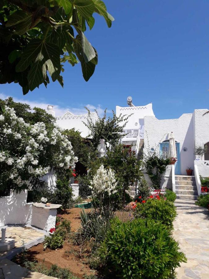 סקירוס Nyfes Traditional Boutique Frosyni מראה חיצוני תמונה